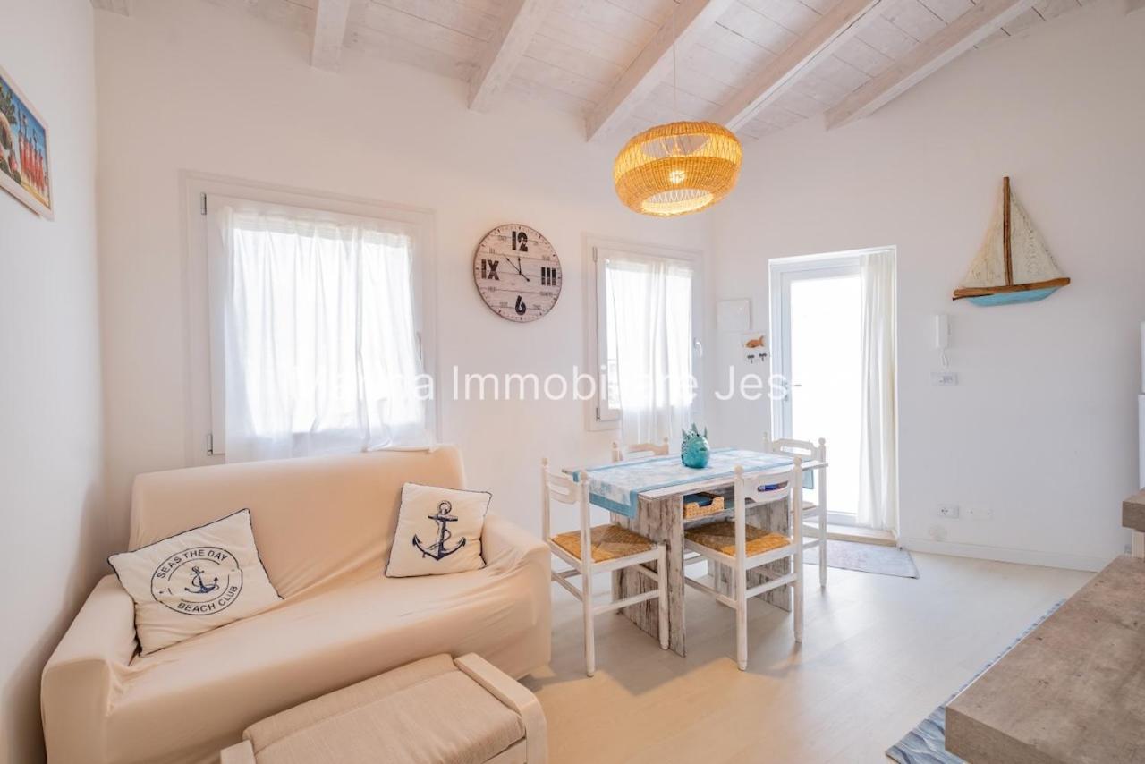 Villaggio Dei Gabbiani ลิโดดิเยโซโล ภายนอก รูปภาพ